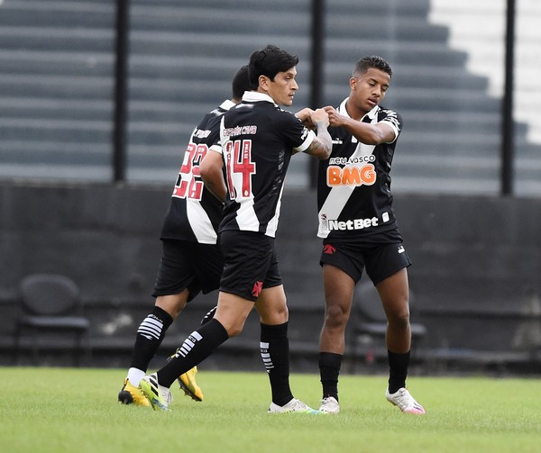 Pós-jogo: Germán Cano retorna em dia com o gol e Vasco empolga a torcida